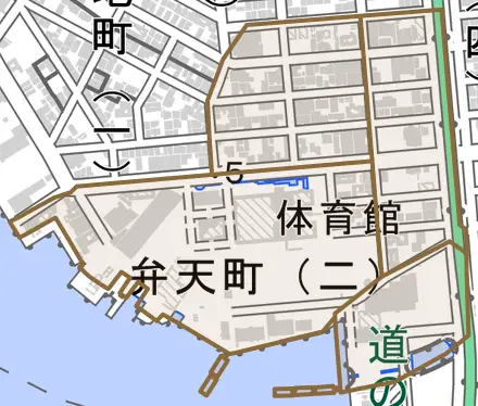 弁天町とその周辺の地図。町の範囲を重ねている