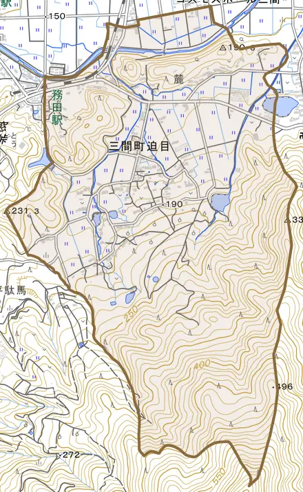 三間町迫目とその周辺の地図。町の範囲を重ねている