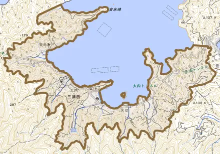 三浦西とその周辺の地図。町の範囲を重ねている