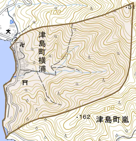 津島町横浦とその周辺の地図。町の範囲を重ねている