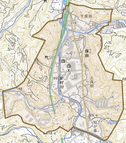 保田とその周辺の地図。町の範囲を重ねている