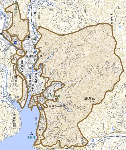 吉田町立間尻とその周辺の地図。町の範囲を重ねている