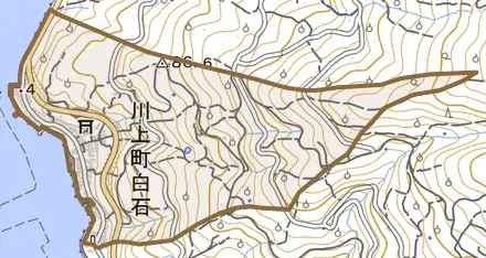 川上町白石とその周辺の地図。町の範囲を重ねている