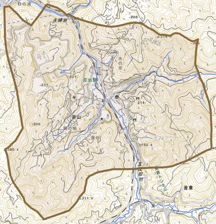 若山とその周辺の地図。町の範囲を重ねている