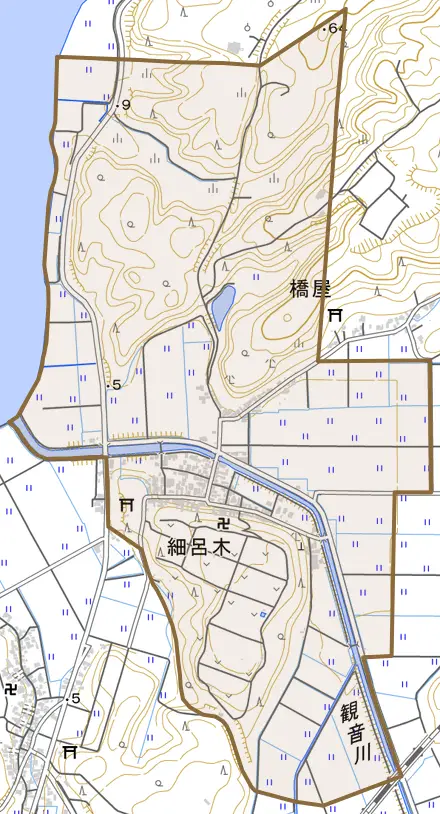 細呂木とその周辺の地図。町の範囲を重ねている