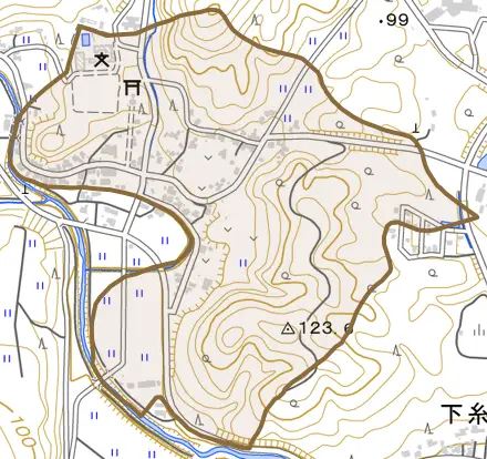 上糸生とその周辺の地図。町の範囲を重ねている