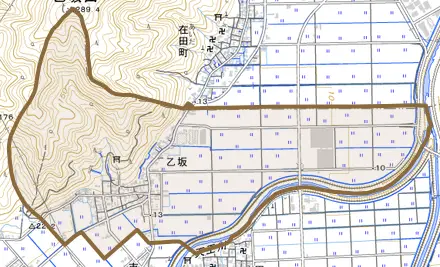 乙坂とその周辺の地図。町の範囲を重ねている