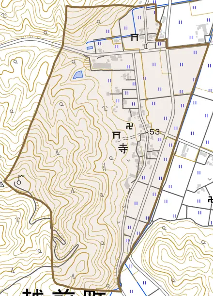 寺とその周辺の地図。町の範囲を重ねている