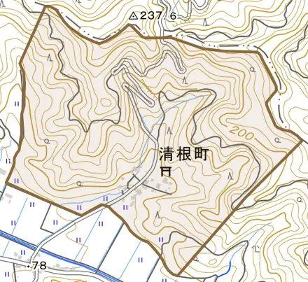 清根町とその周辺の地図。町の範囲を重ねている