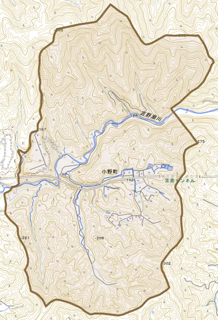 小野町とその周辺の地図。町の範囲を重ねている