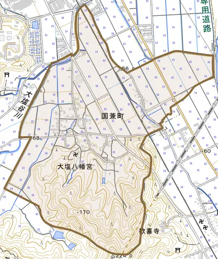 国兼町とその周辺の地図。町の範囲を重ねている