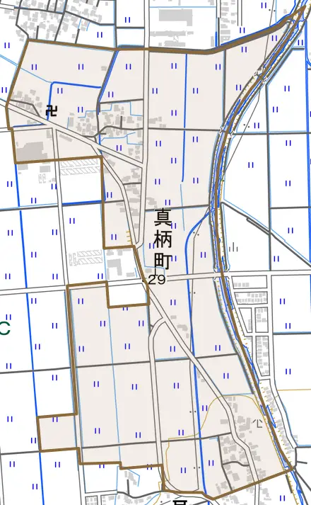 真柄町とその周辺の地図。町の範囲を重ねている