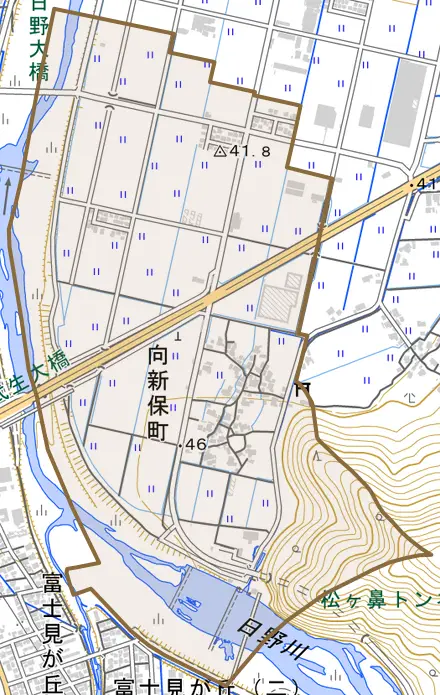 向新保町とその周辺の地図。町の範囲を重ねている