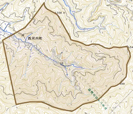 西河内町とその周辺の地図。町の範囲を重ねている