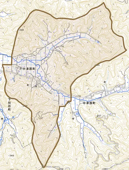 下中津原町とその周辺の地図。町の範囲を重ねている