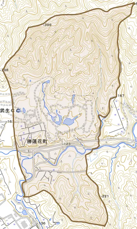 勝蓮花町とその周辺の地図。町の範囲を重ねている