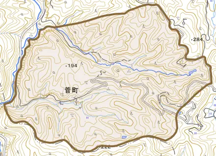菅町とその周辺の地図。町の範囲を重ねている