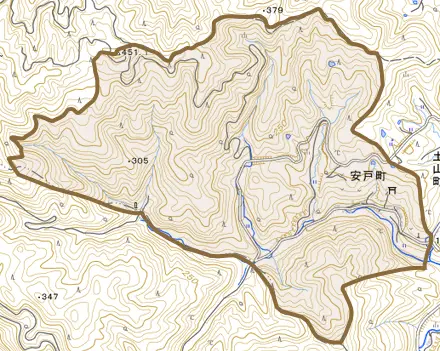 安戸町とその周辺の地図。町の範囲を重ねている