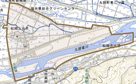 松岡上合月とその周辺の地図。町の範囲を重ねている