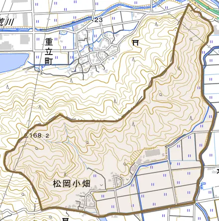 松岡小畑とその周辺の地図。町の範囲を重ねている