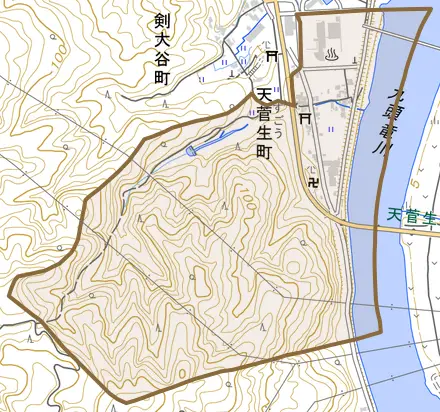 天菅生町とその周辺の地図。町の範囲を重ねている