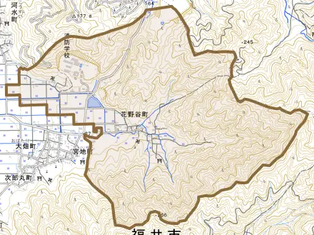 花野谷町とその周辺の地図。町の範囲を重ねている