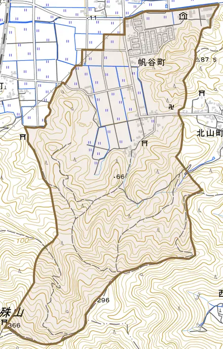帆谷町とその周辺の地図。町の範囲を重ねている