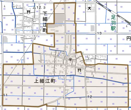 上細江町とその周辺の地図。町の範囲を重ねている