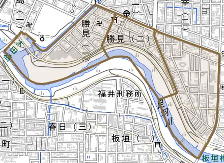 勝見とその周辺の地図。町の範囲を重ねている