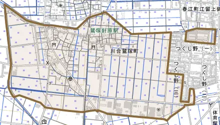 川合鷲塚町とその周辺の地図。町の範囲を重ねている
