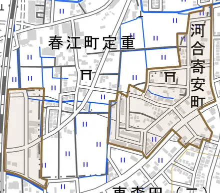 河合寄安町とその周辺の地図。町の範囲を重ねている