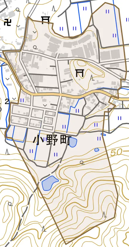 小野町とその周辺の地図。町の範囲を重ねている