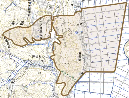 真栗町とその周辺の地図。町の範囲を重ねている