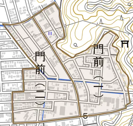 門前とその周辺の地図。町の範囲を重ねている