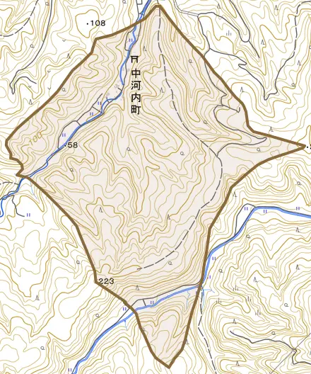 中河内町とその周辺の地図。町の範囲を重ねている