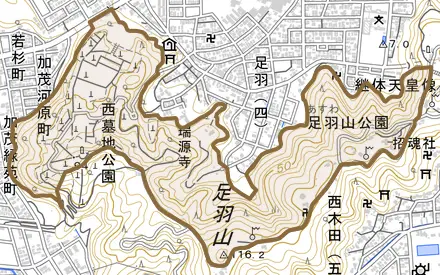 小山谷町とその周辺の地図。町の範囲を重ねている