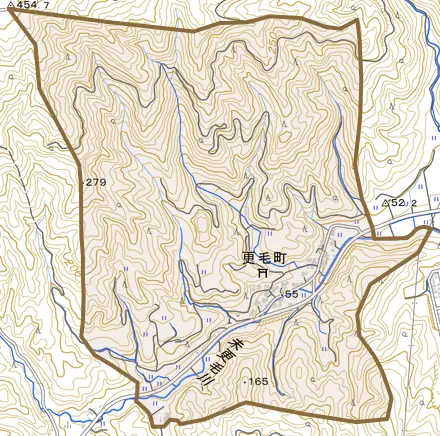 更毛町とその周辺の地図。町の範囲を重ねている