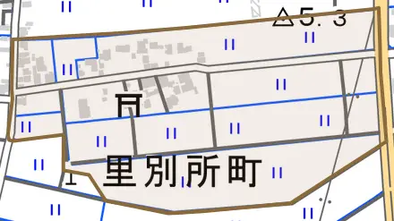 里別所町とその周辺の地図。町の範囲を重ねている