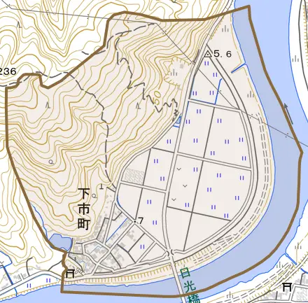 下市町とその周辺の地図。町の範囲を重ねている