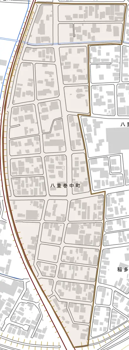 八重巻中町とその周辺の地図。町の範囲を重ねている