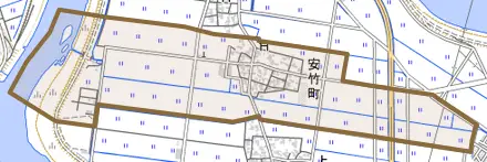 安竹町とその周辺の地図。町の範囲を重ねている