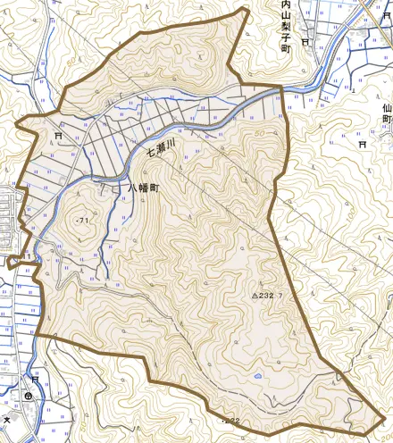八幡町とその周辺の地図。町の範囲を重ねている