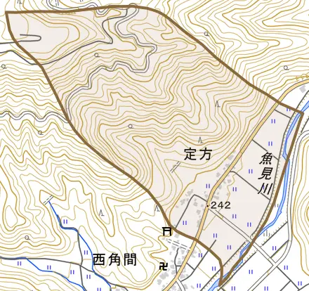 定方とその周辺の地図。町の範囲を重ねている