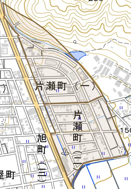 片瀬町とその周辺の地図。町の範囲を重ねている