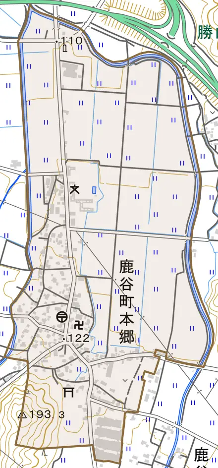 鹿谷町本郷とその周辺の地図。町の範囲を重ねている