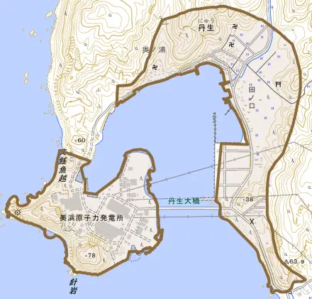 丹生とその周辺の地図。町の範囲を重ねている