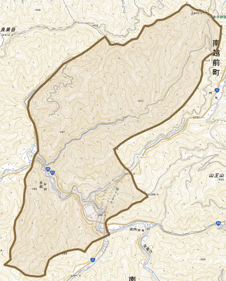 赤萩とその周辺の地図。町の範囲を重ねている