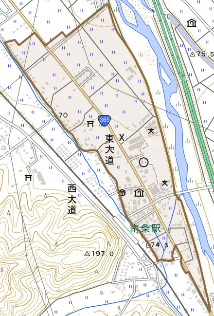 東大道とその周辺の地図。町の範囲を重ねている