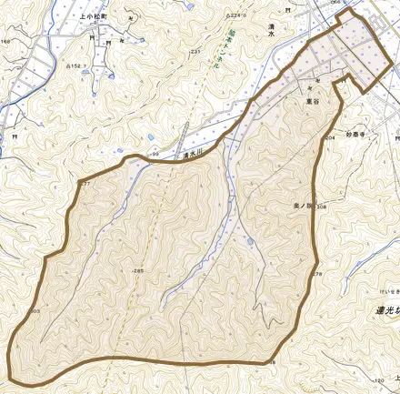 東谷とその周辺の地図。町の範囲を重ねている