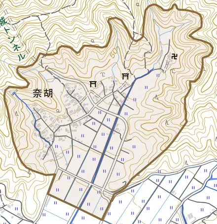 奈胡とその周辺の地図。町の範囲を重ねている
